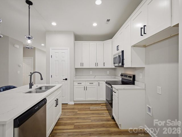 196 Eagles Landing 31, Morganton, NC 28655
