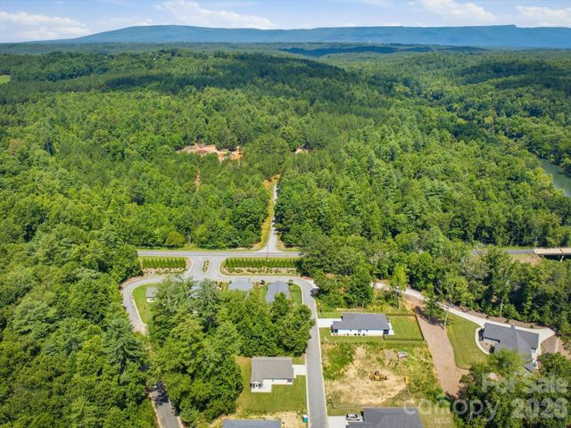 196 Eagles Landing 31, Morganton, NC 28655