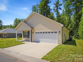 196 Eagles Landing 31, Morganton, NC 28655
