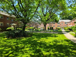 88-27 Shore Parkway 25, Howard Beach, NY 11414