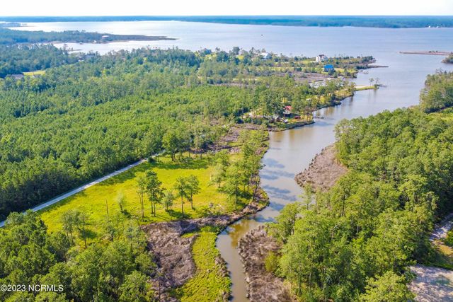 300 Cabin Creek Lane, Merritt, NC 28556