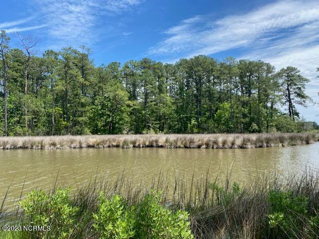 300 Cabin Creek Lane, Merritt, NC 28556