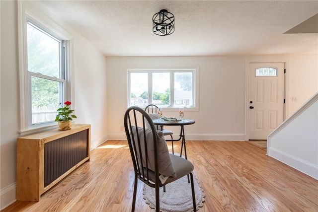 15 Gage Street, Warwick, RI 02889