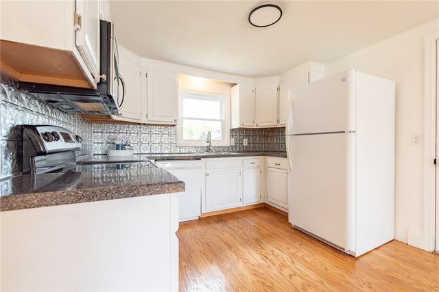 15 Gage Street, Warwick, RI 02889