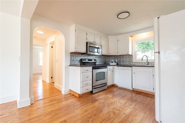 15 Gage Street, Warwick, RI 02889