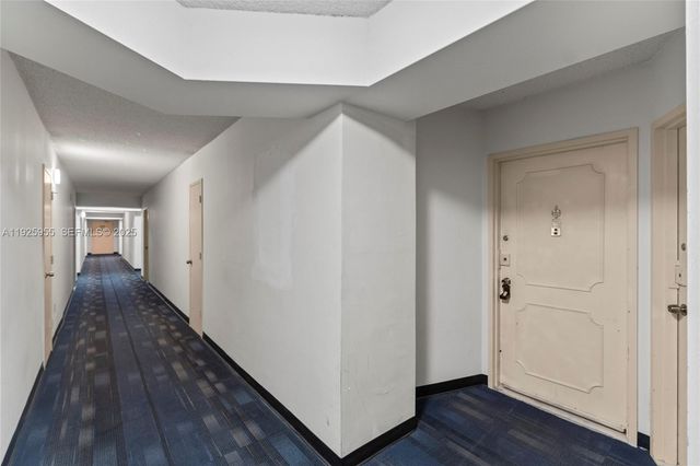 1301 NE Miami Gardens Dr 1025W, Miami, FL 33179