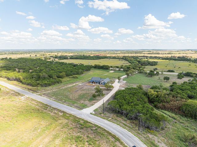 237 Cedar Bluff Loop, Gatesville, TX 76528