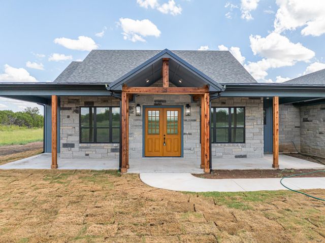 237 Cedar Bluff Loop, Gatesville, TX 76528