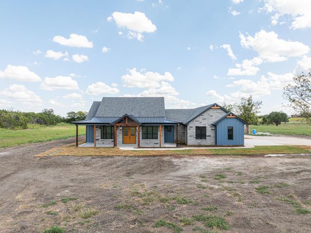 237 Cedar Bluff Loop, Gatesville, TX 76528
