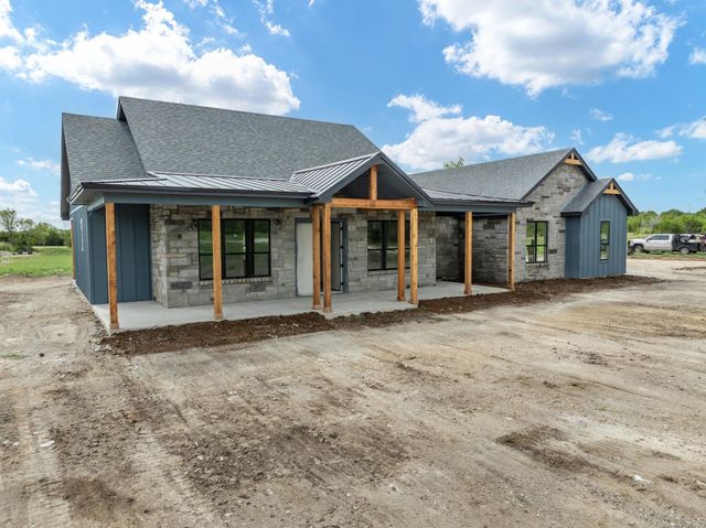 237 Cedar Bluff Loop, Gatesville, TX 76528