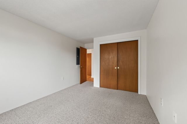 80 Stanton St 27, Worcester, MA 01605