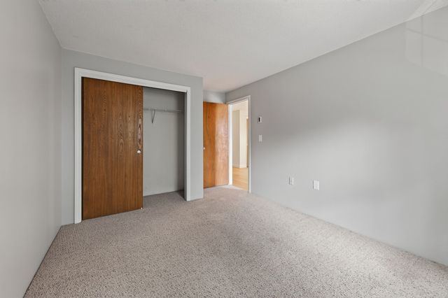 80 Stanton St 27, Worcester, MA 01605