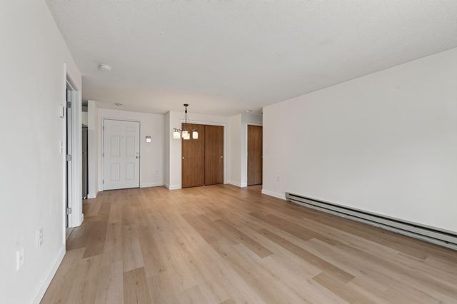 80 Stanton St 27, Worcester, MA 01605