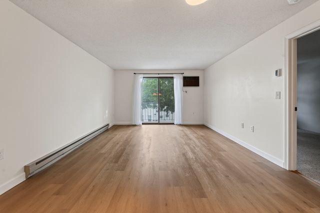 80 Stanton St 27, Worcester, MA 01605