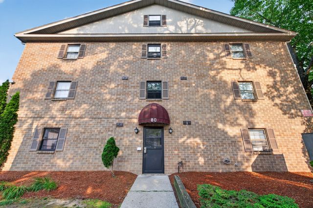 80 Stanton St 27, Worcester, MA 01605