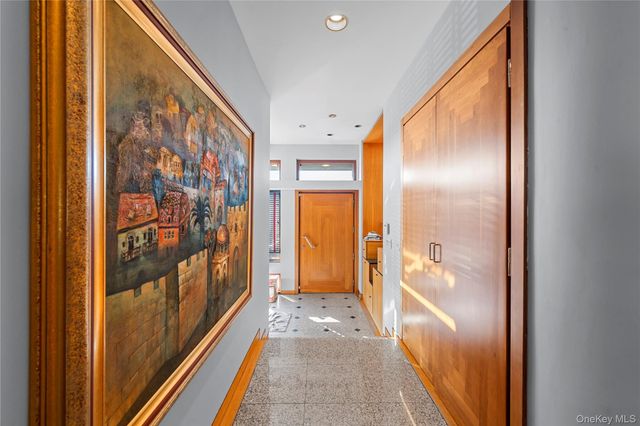 2829 Frankel Boulevard, Merrick, NY 11566