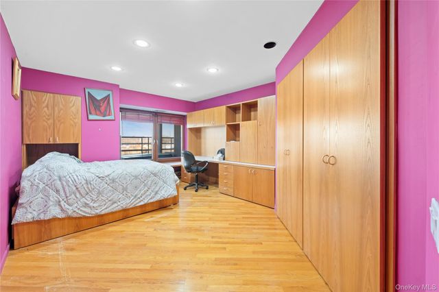 2829 Frankel Boulevard, Merrick, NY 11566