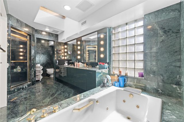 2829 Frankel Boulevard, Merrick, NY 11566