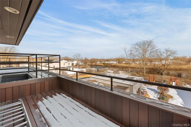 2829 Frankel Boulevard, Merrick, NY 11566