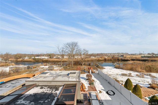 2829 Frankel Boulevard, Merrick, NY 11566