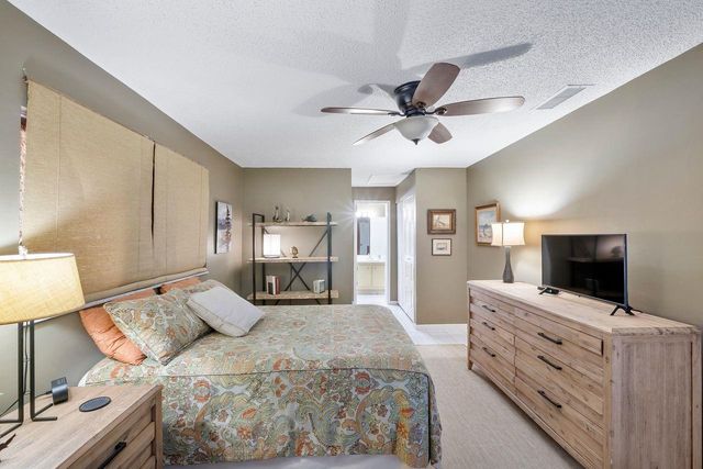 6334 Winding Brooke Way, Delray Beach, FL 33484