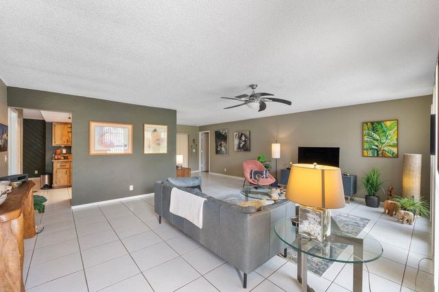 6334 Winding Brooke Way, Delray Beach, FL 33484