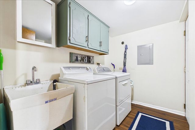 17979 Oak Park Avenue 2N, Tinley Park, IL 60477