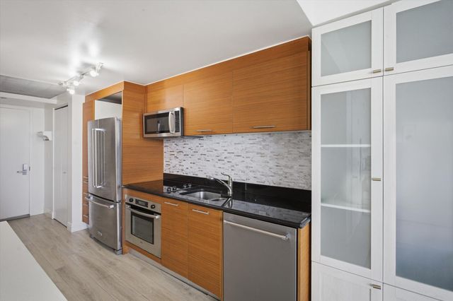 50 Biscayne Boulevard 4603, Miami, FL 33132