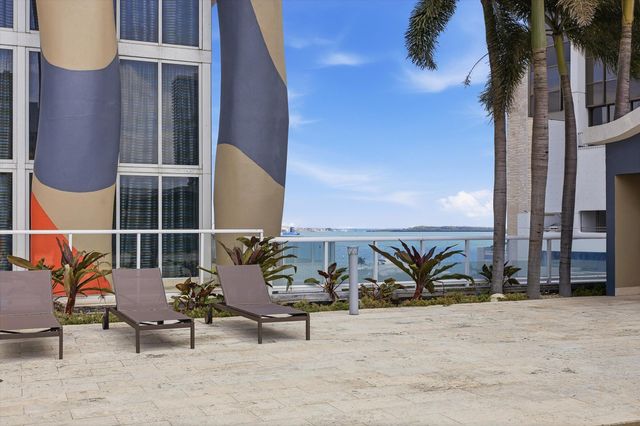 50 Biscayne Boulevard 4603, Miami, FL 33132