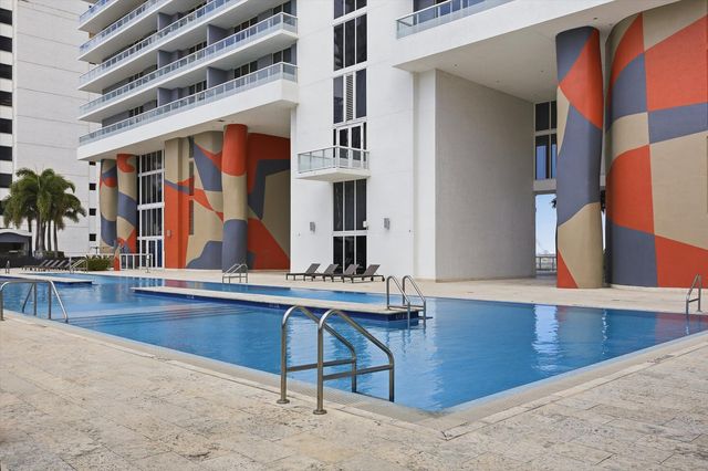 50 Biscayne Boulevard 4603, Miami, FL 33132