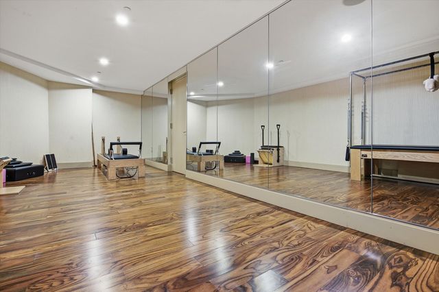 50 Biscayne Boulevard 4603, Miami, FL 33132