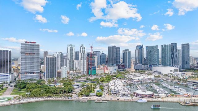 50 Biscayne Boulevard 4603, Miami, FL 33132