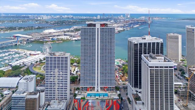 50 Biscayne Boulevard 4603, Miami, FL 33132