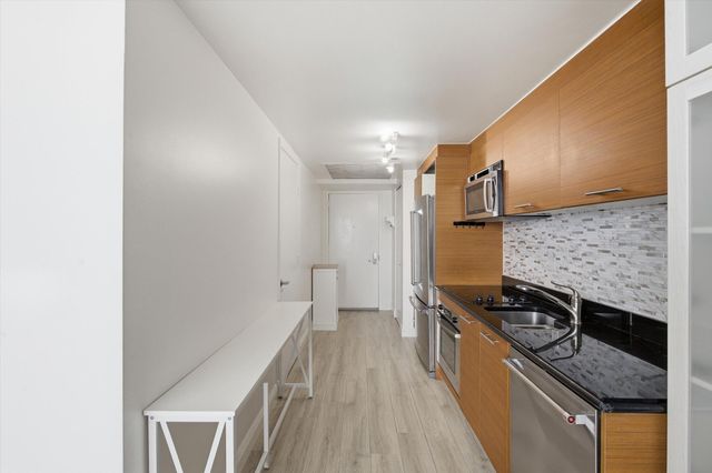 50 Biscayne Boulevard 4603, Miami, FL 33132