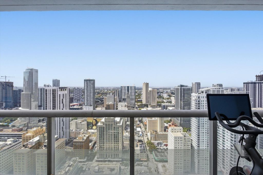 50 Biscayne Boulevard 4603, Miami, FL 33132