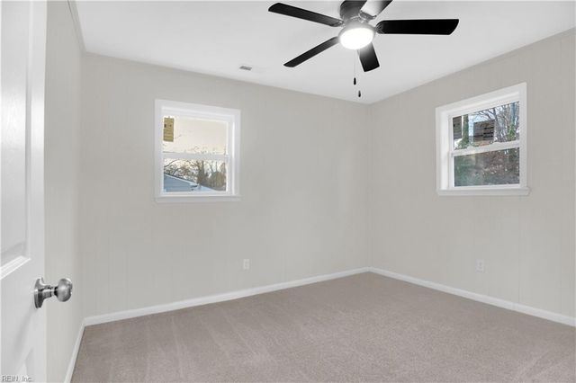 16209 Smithfield Heights DR, Smithfield, VA 23430