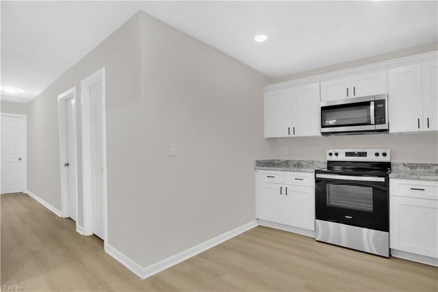 16209 Smithfield Heights DR, Smithfield, VA 23430