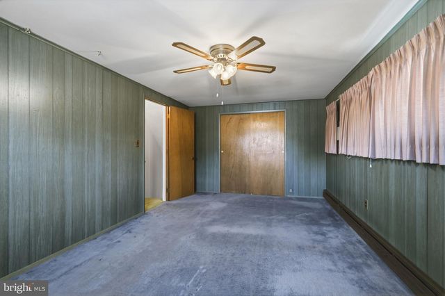 23 SHELTER LN, Levittown, PA 19055