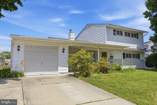 23 SHELTER LN, Levittown, PA 19055
