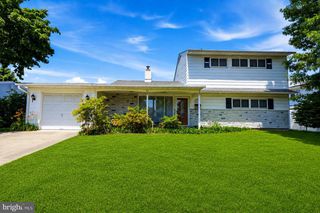 23 SHELTER LN, Levittown, PA 19055