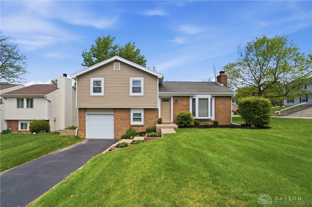 5546 Highfield Court, West Chester, OH 45069
