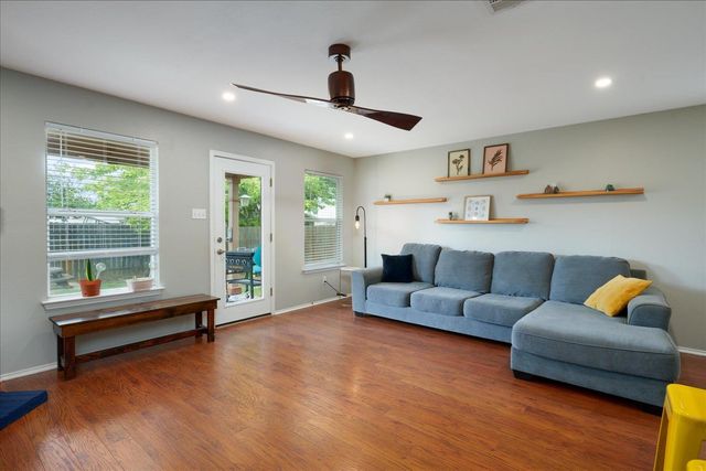 103 San Jacinto DR, Kyle, TX 78640