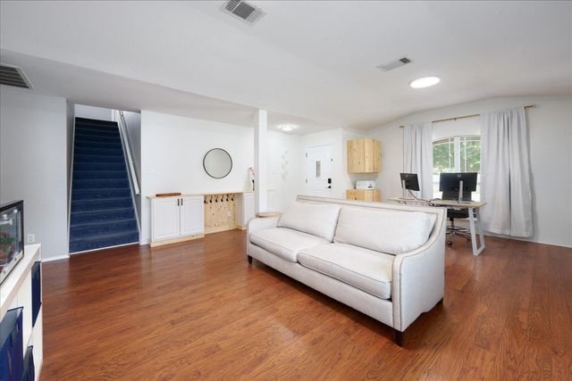 103 San Jacinto DR, Kyle, TX 78640