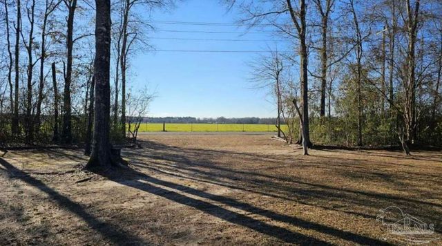 Salter Rd, Pace, FL 32571