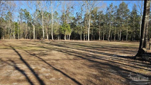 Salter Rd, Pace, FL 32571