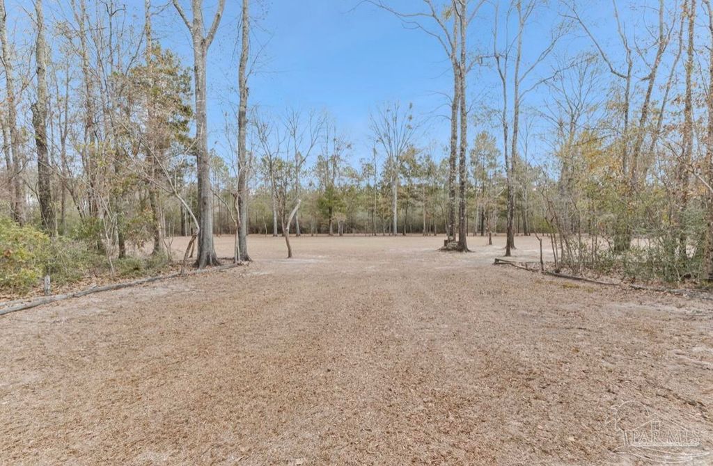 Salter Rd, Pace, FL 32571