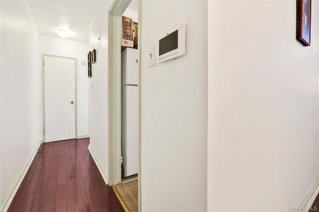 27-05 Parsons Boulevard 6F, Flushing, NY 11354