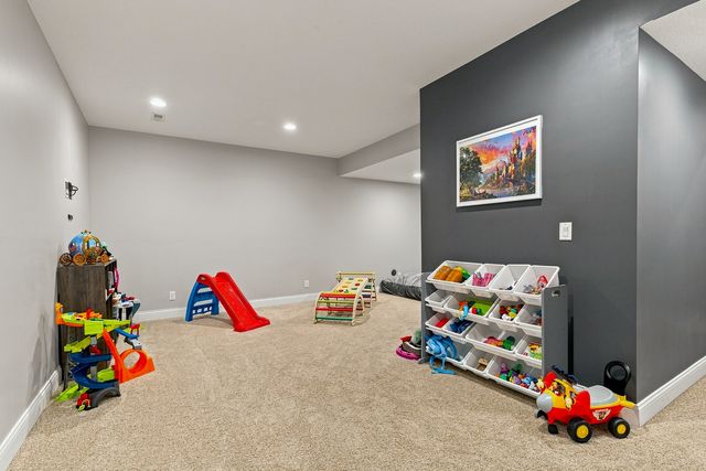 2986 16th Street Court, East Moline, IL 61244