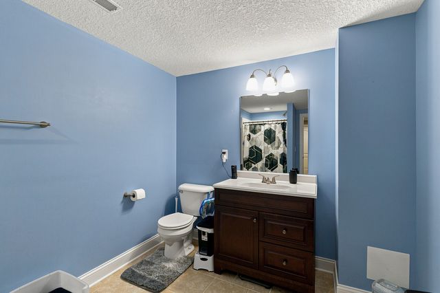 2986 16th Street Court, East Moline, IL 61244