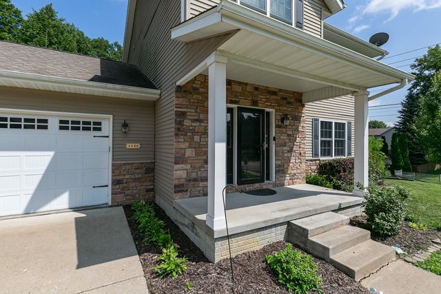 2986 16th Street Court, East Moline, IL 61244